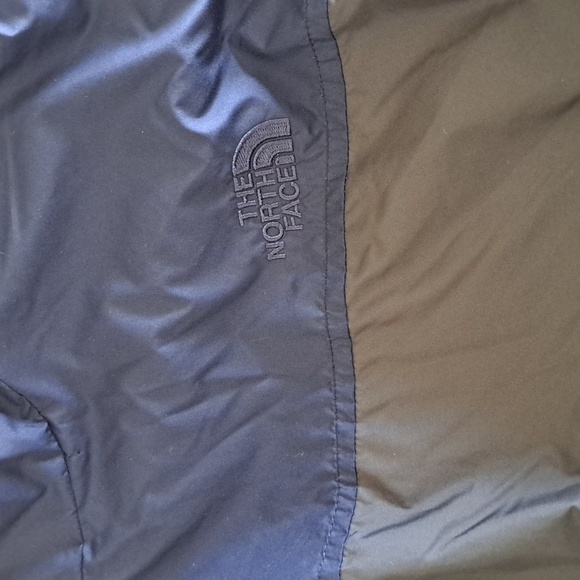 Northface Reversible Vest - Picture 9 of 9